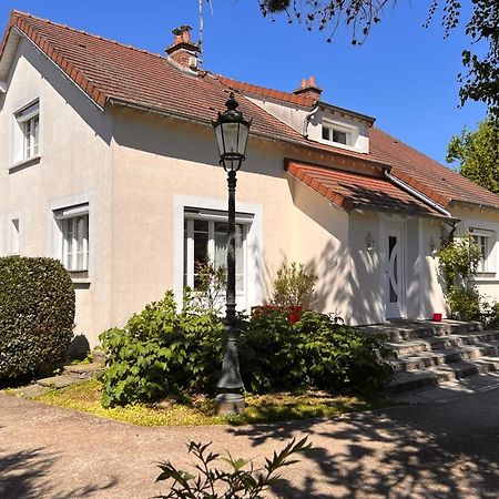 Les Sablons Villa La Houssaye-en-Brie Exterior foto