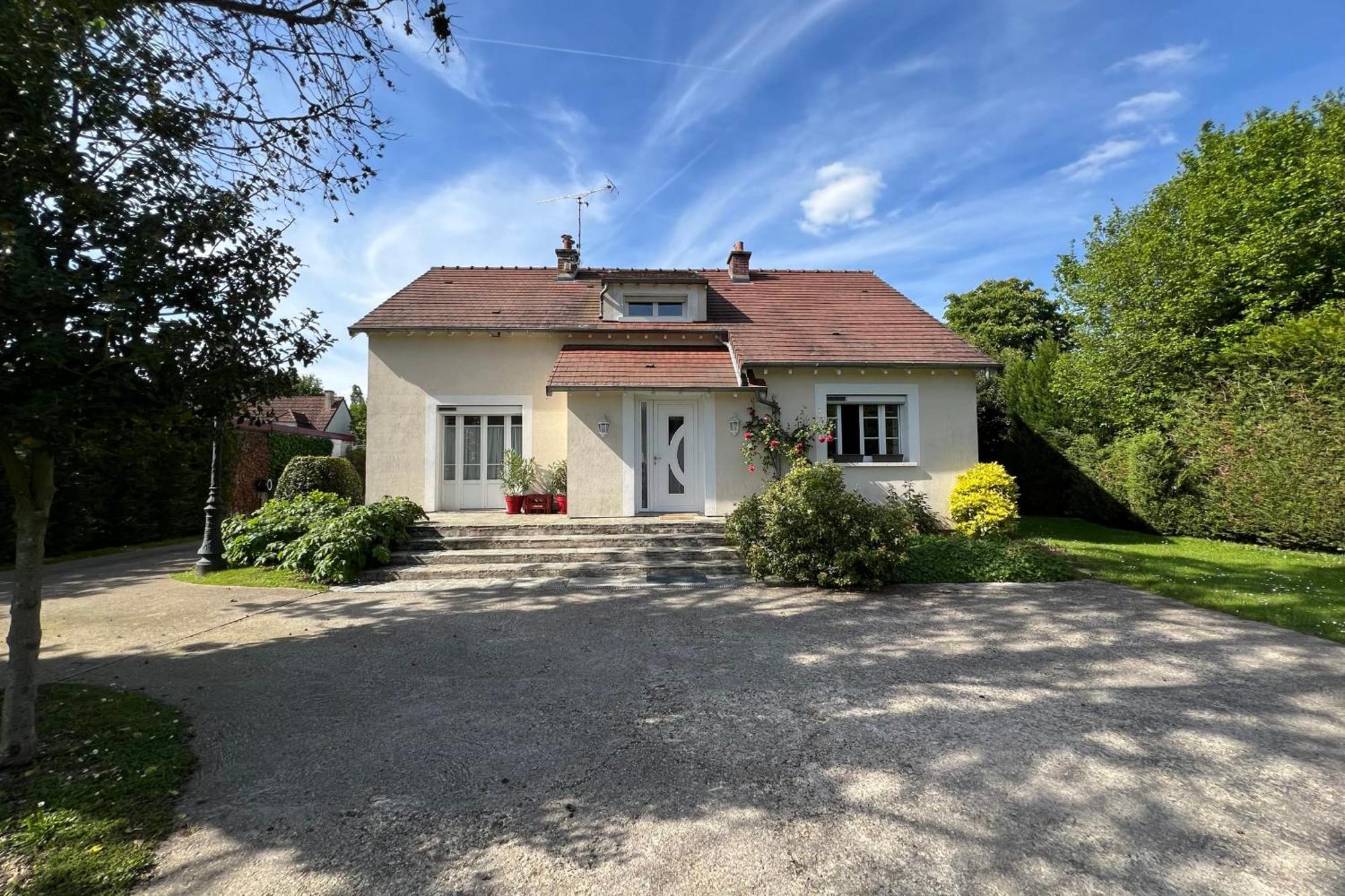 Les Sablons Villa La Houssaye-en-Brie Exterior foto