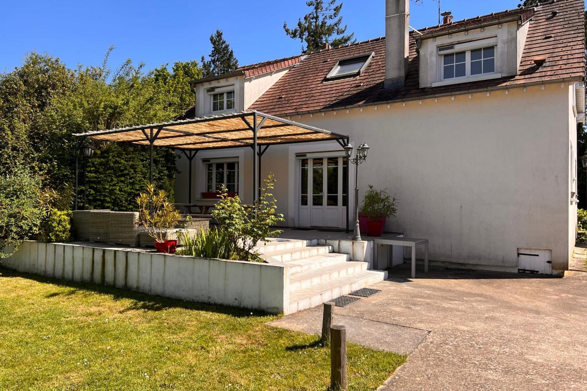 Les Sablons Villa La Houssaye-en-Brie Exterior foto